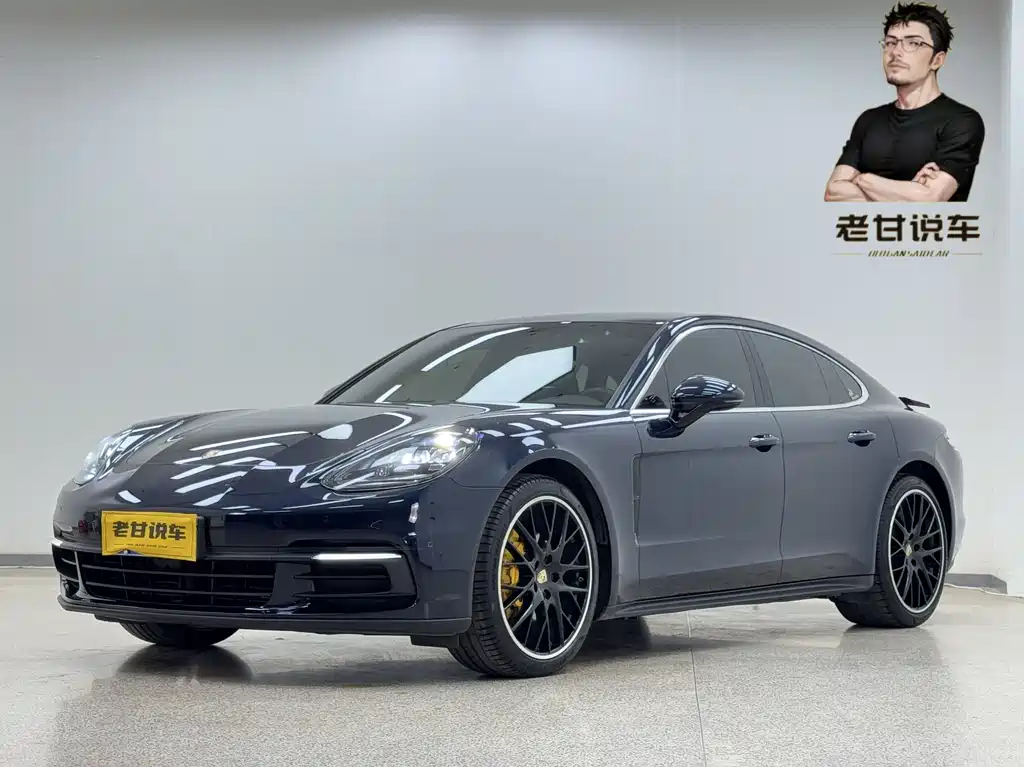 Porsche Panamera 2018 — фото 1