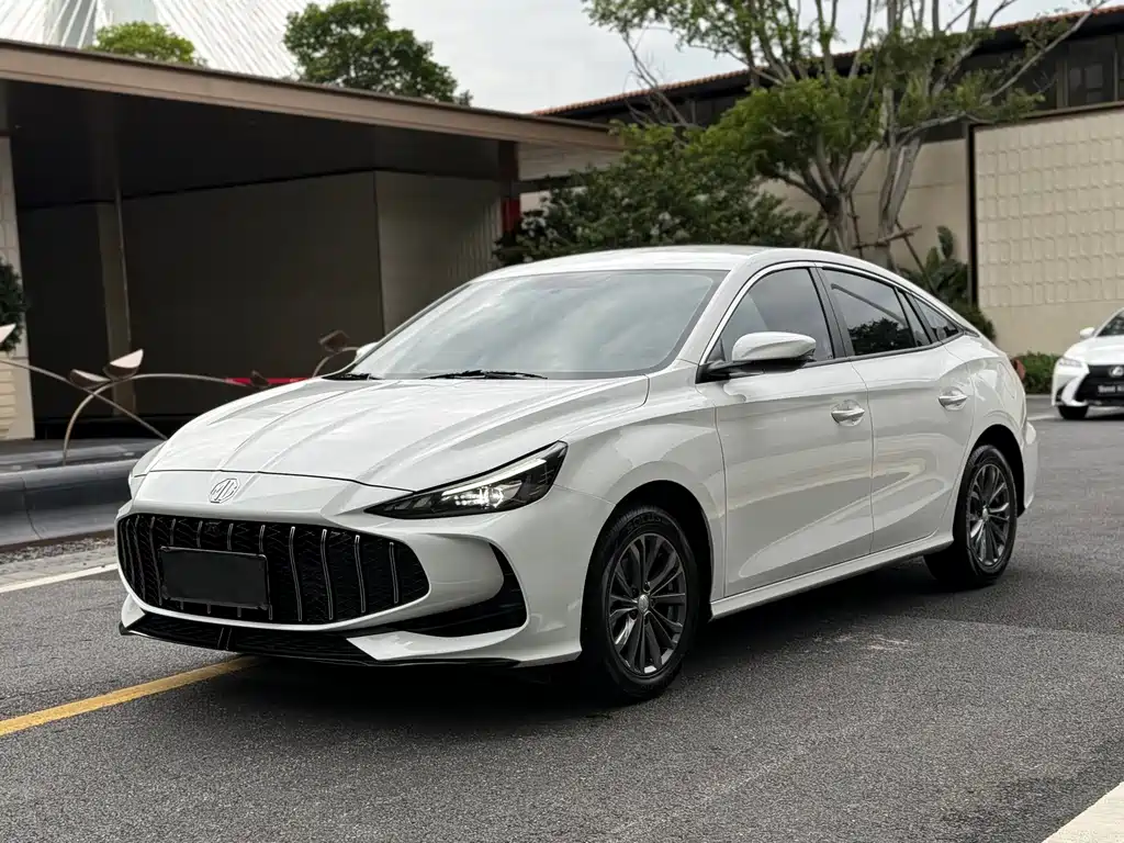 MG 5 2025
