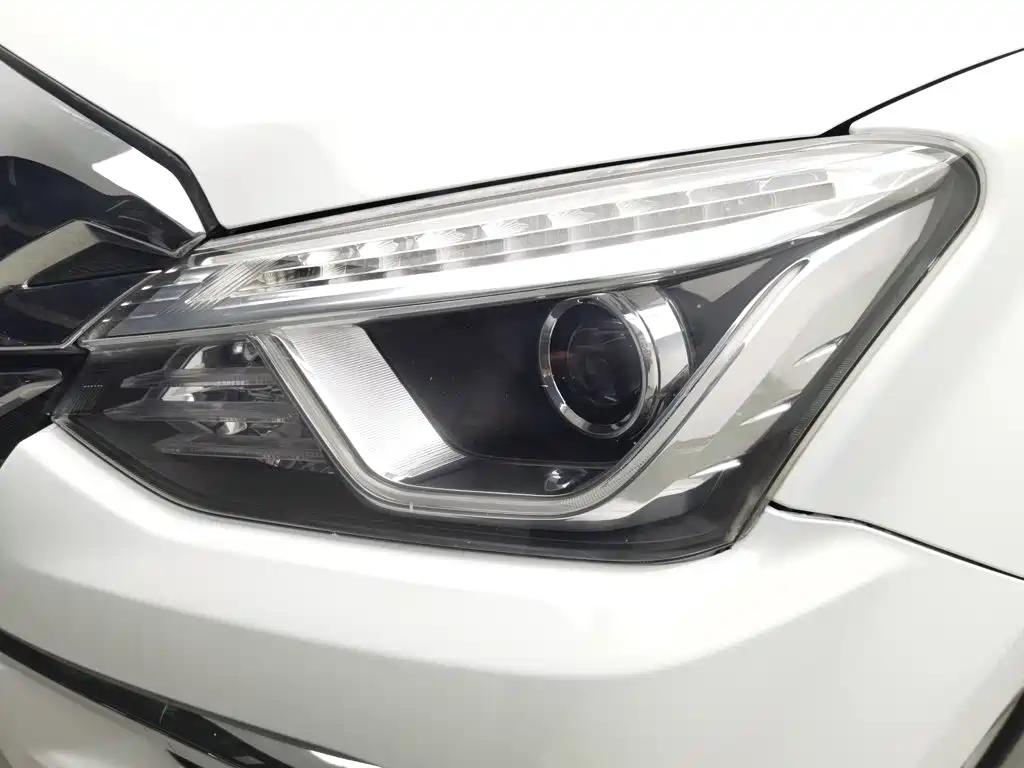 Isuzu Mu-X Shepherd 2023 — фото 7