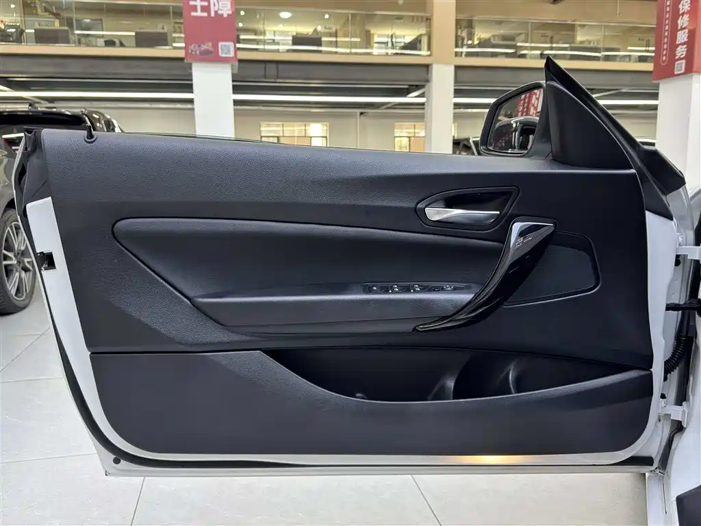 BMW 2 Series 2018 — фото 11