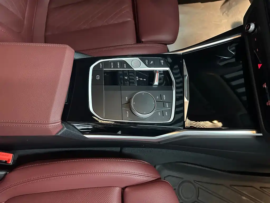 BMW 3 Series 2023 — фото 13