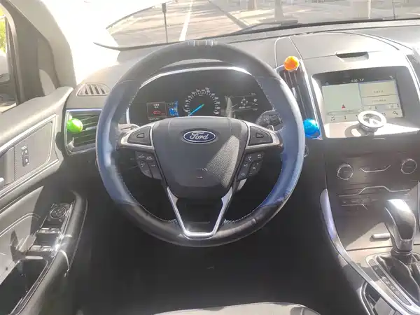 Ford Edge 2018