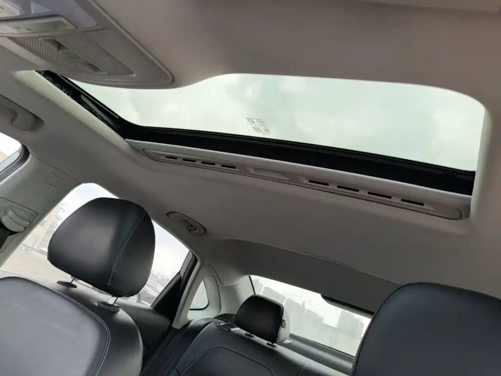 Roewe i6 MAX 2021 — фото 18