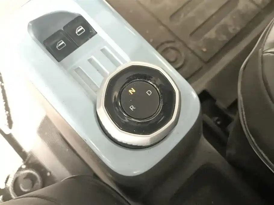 Geely Galaxy Panda 2024 — фото 16