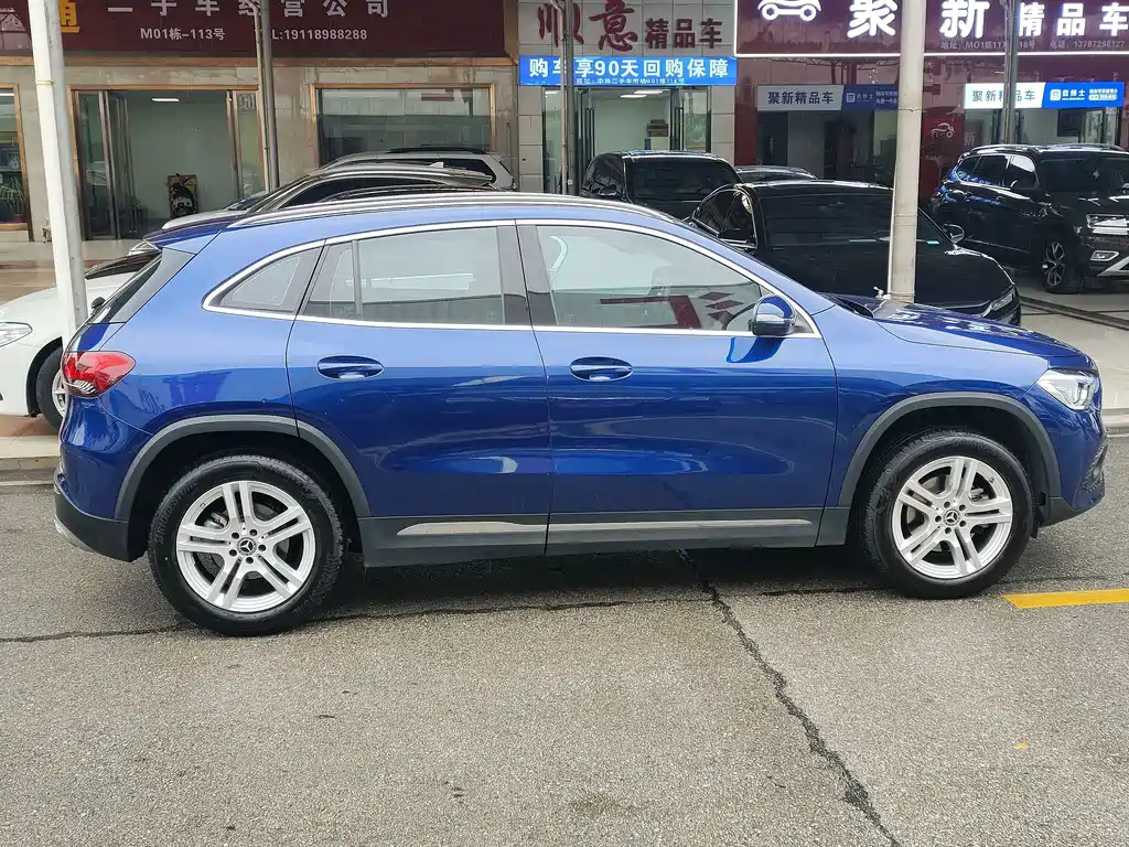 Mercedes-Benz GLA 2023 — фото 7