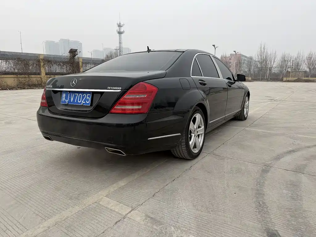 Mercedes-Benz S-Class 2010 — фото 4