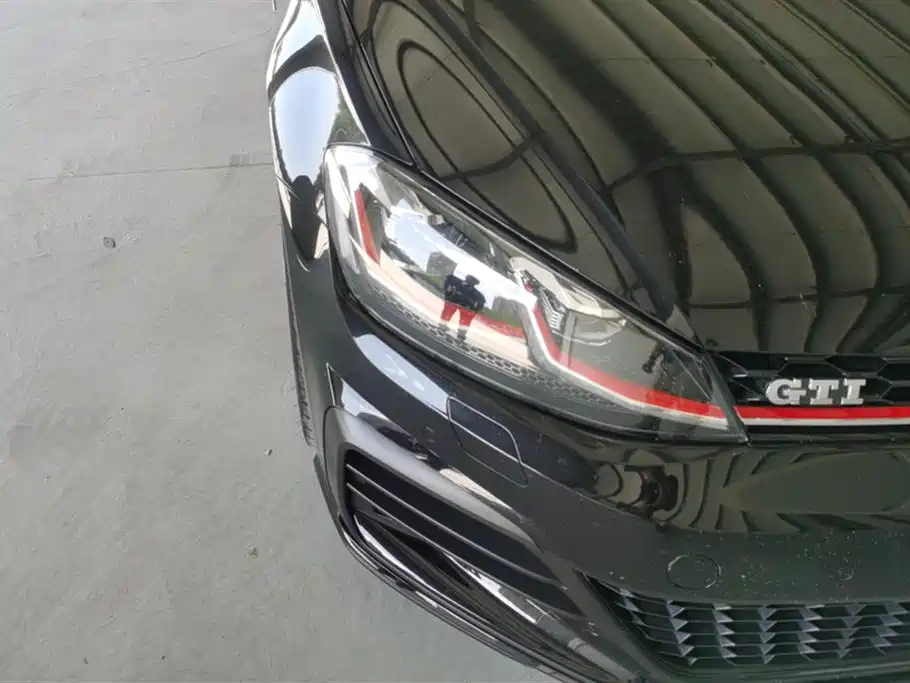 Volkswagen Golf GTI 2019
