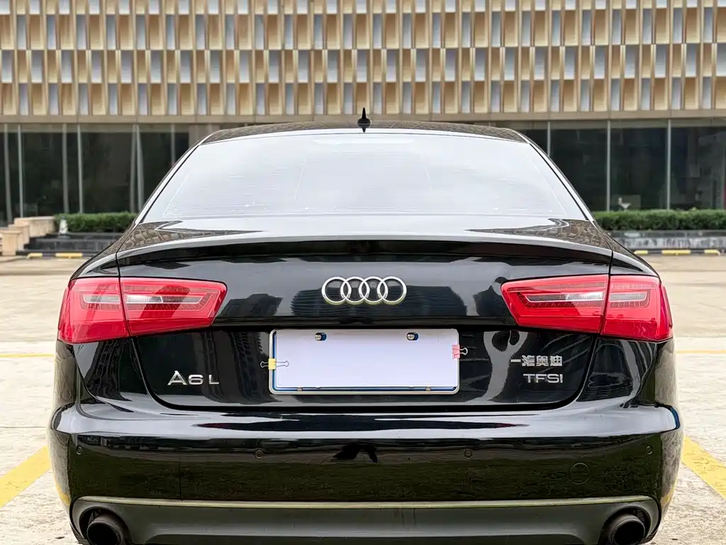 Audi A6L 2014 — фото 7
