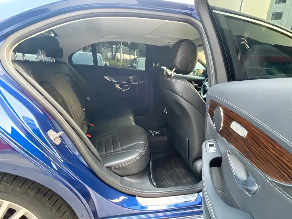 Mercedes-Benz C-Class 2017 — фото 14