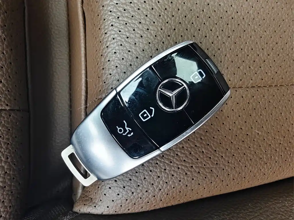 Mercedes-Benz E-Class 2022