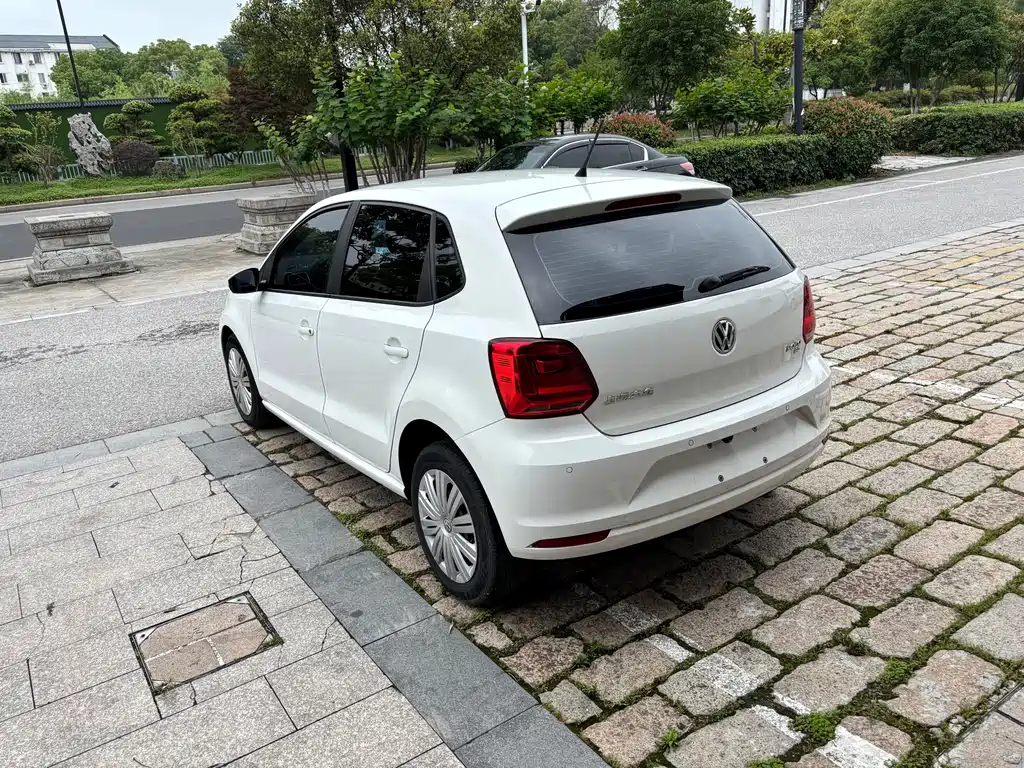 Volkswagen Polo 2018 — фото 17