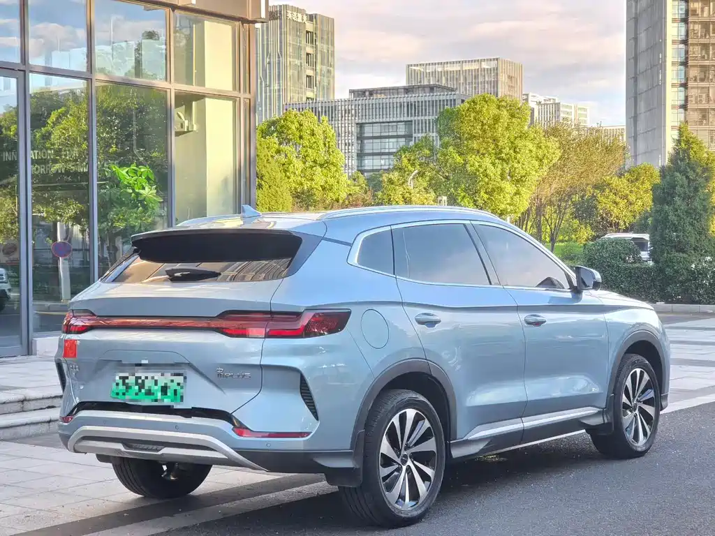 BYD Song PLUS New Energy 2023 — фото 8