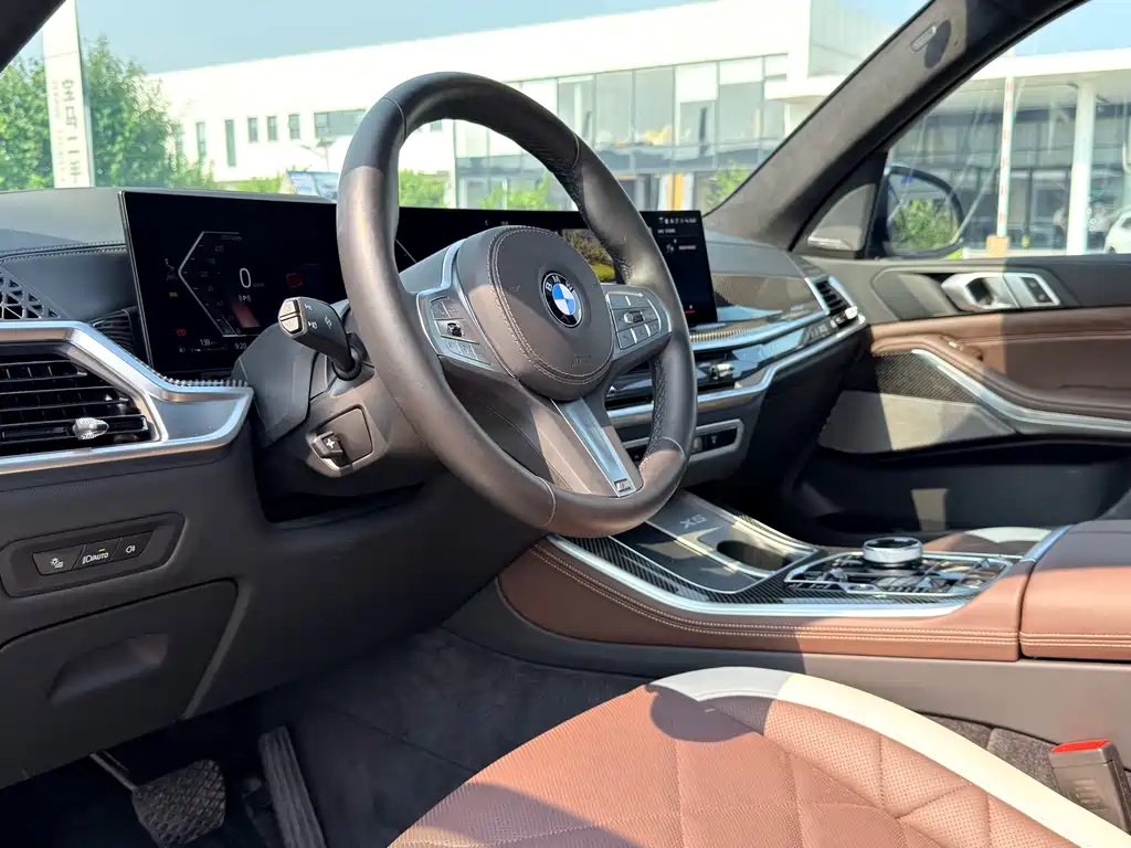 BMW X5 2024