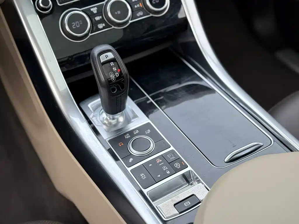 Land Rover Sport 2014 — фото 11