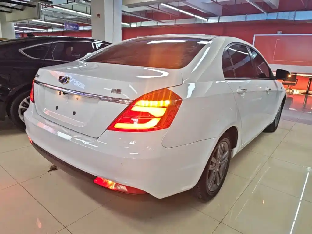 Geely Emgrand 2018