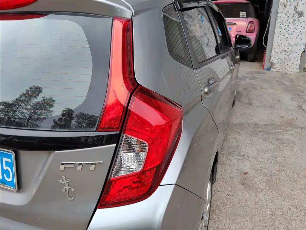 Honda Fit 2015 — фото 8