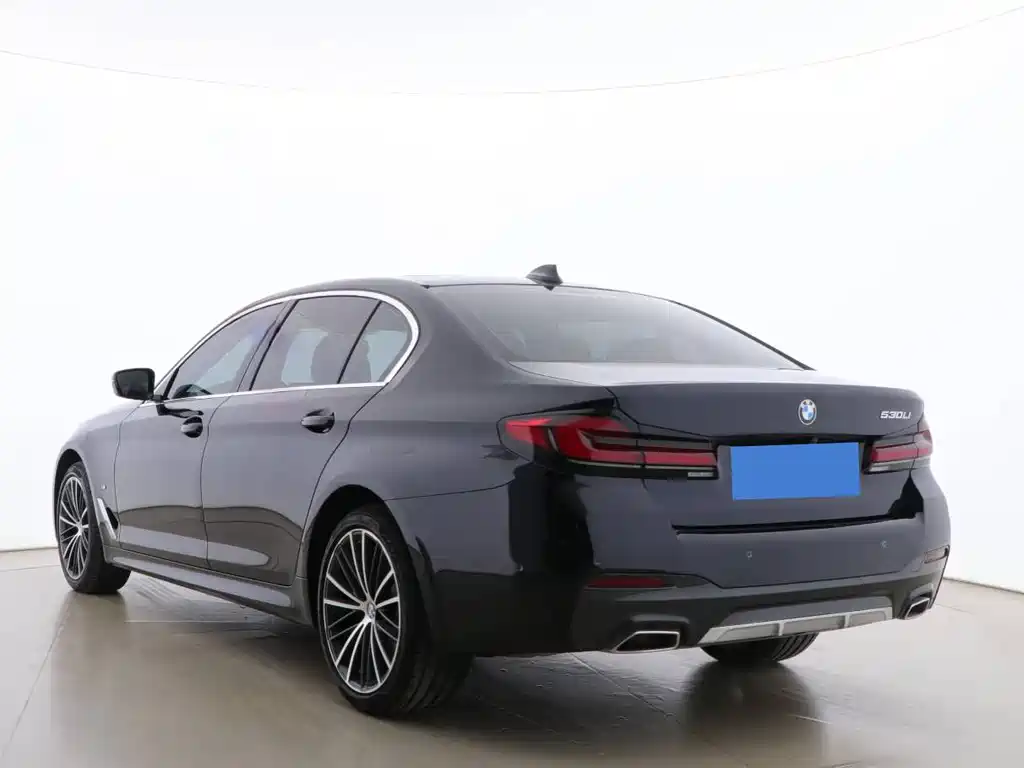 BMW 5 Series 2023
