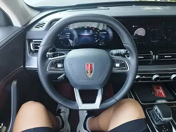 Hongqi HS5 2024