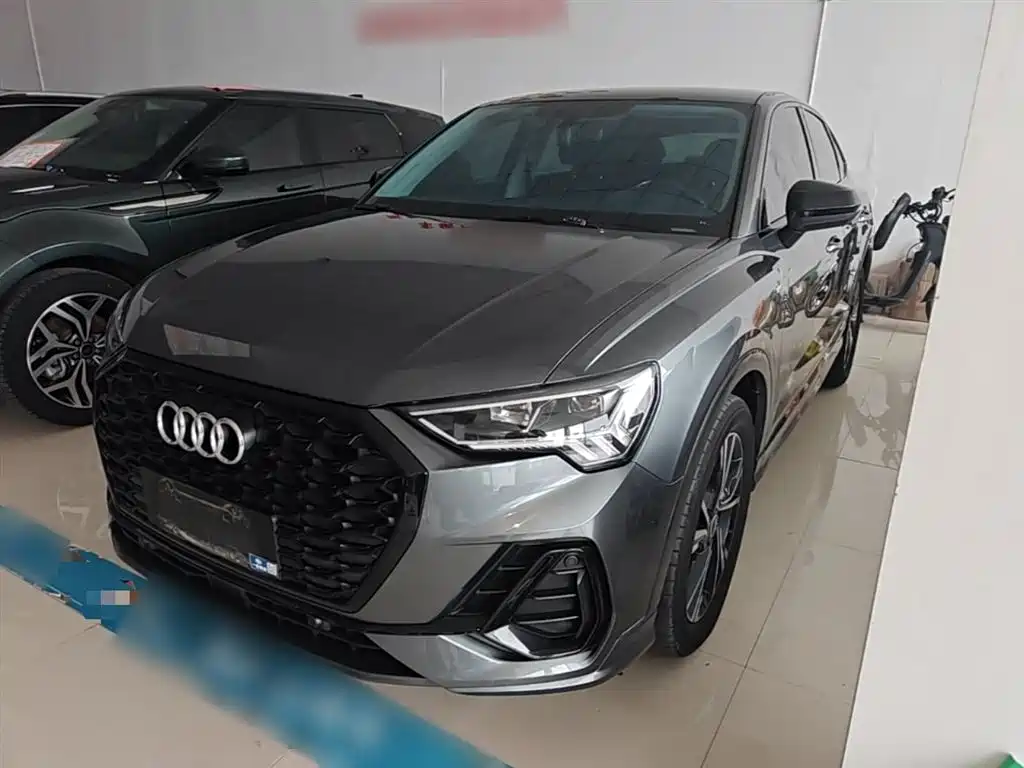 Audi Q3 Sportback 2022 — фото 2