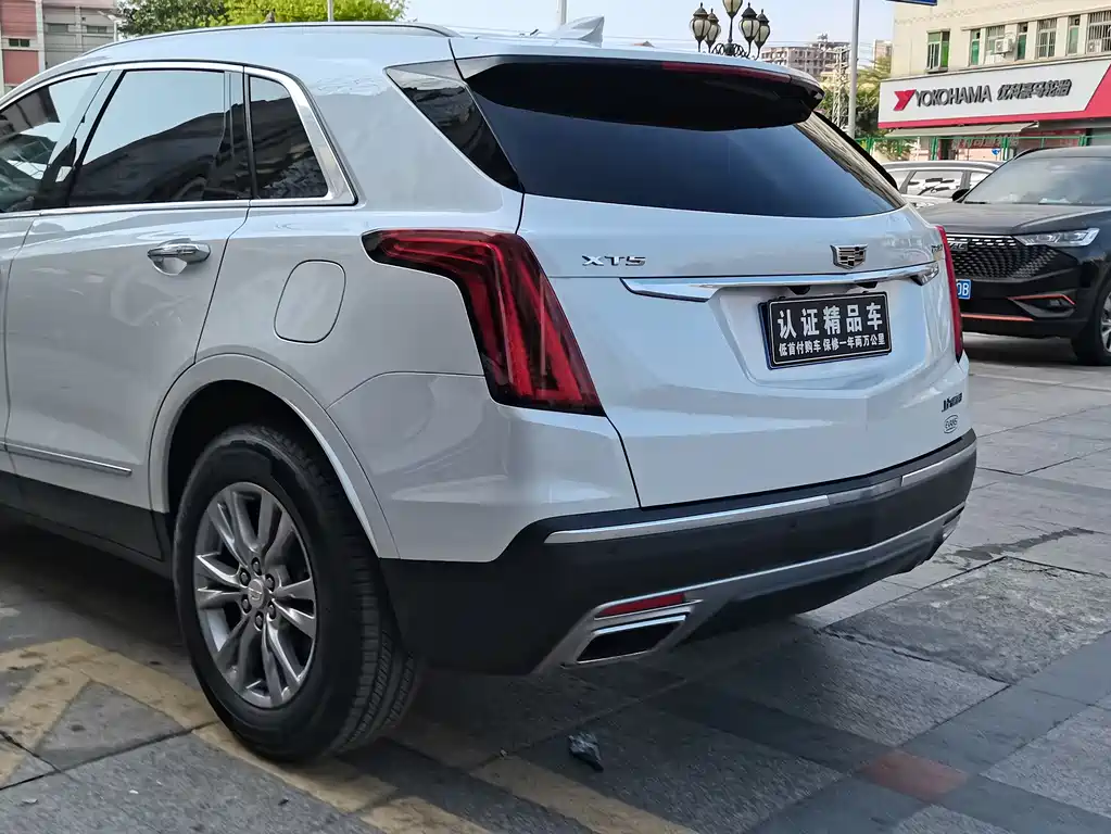 Cadillac XT5 2020 — фото 4