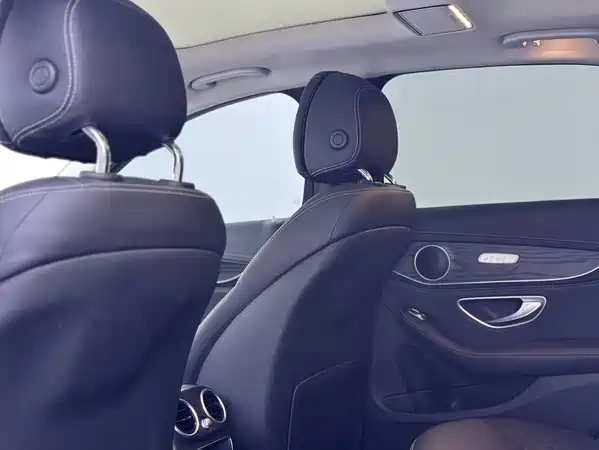Mercedes-Benz C-Class 2022