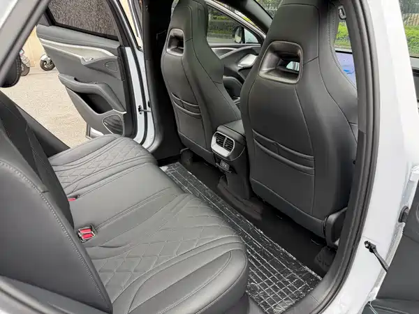 BYD Sealion 07 EV 2025