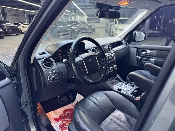 Land Rover Discovery 2016