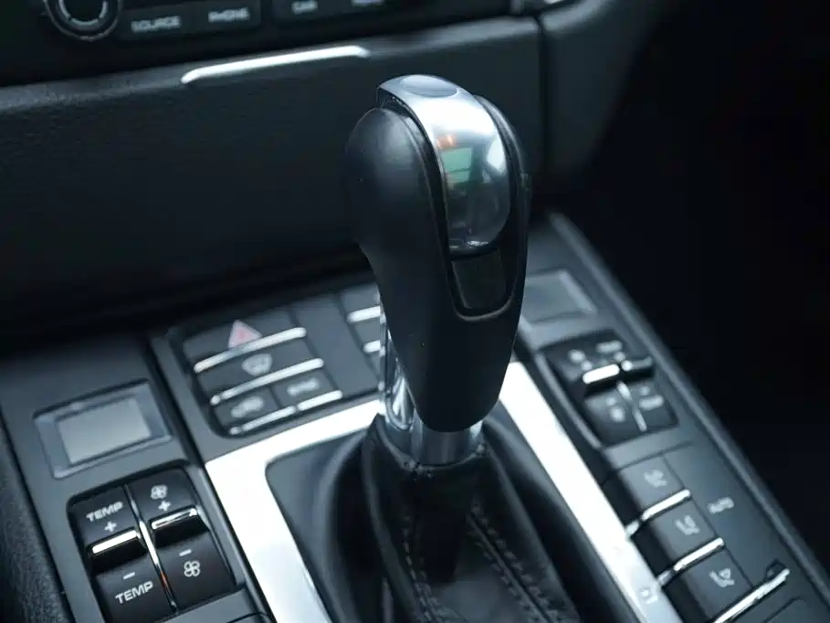 Porsche Macan 2018 — фото 9