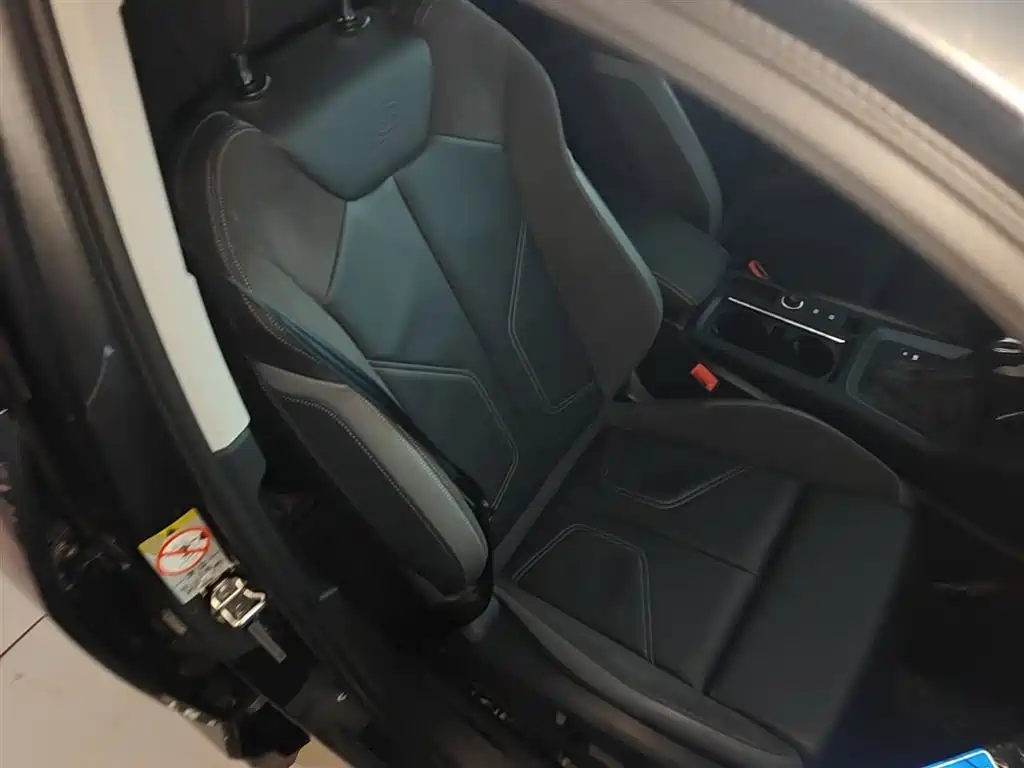 Audi Q3 Sportback 2022 — фото 25