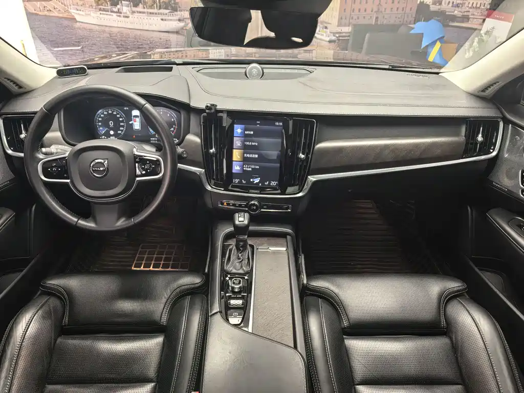 Volvo V90 2019 — фото 17