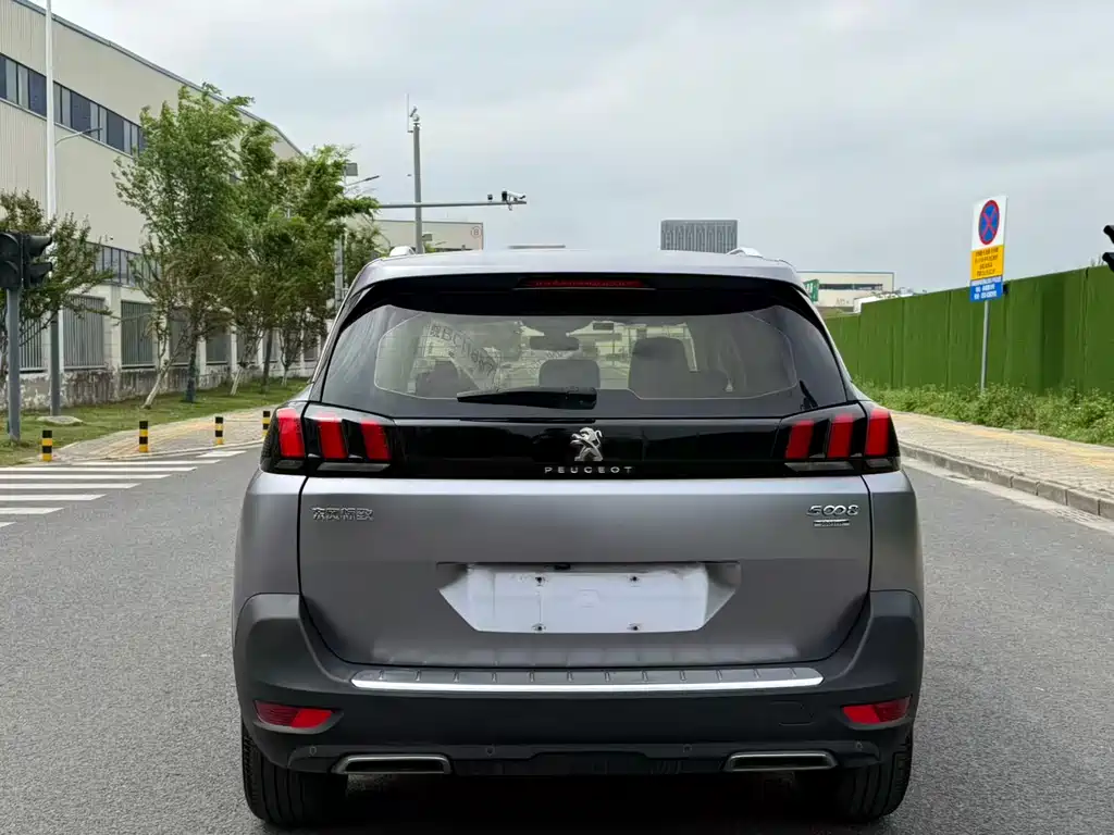 Peugeot 5008 2018 — фото 5
