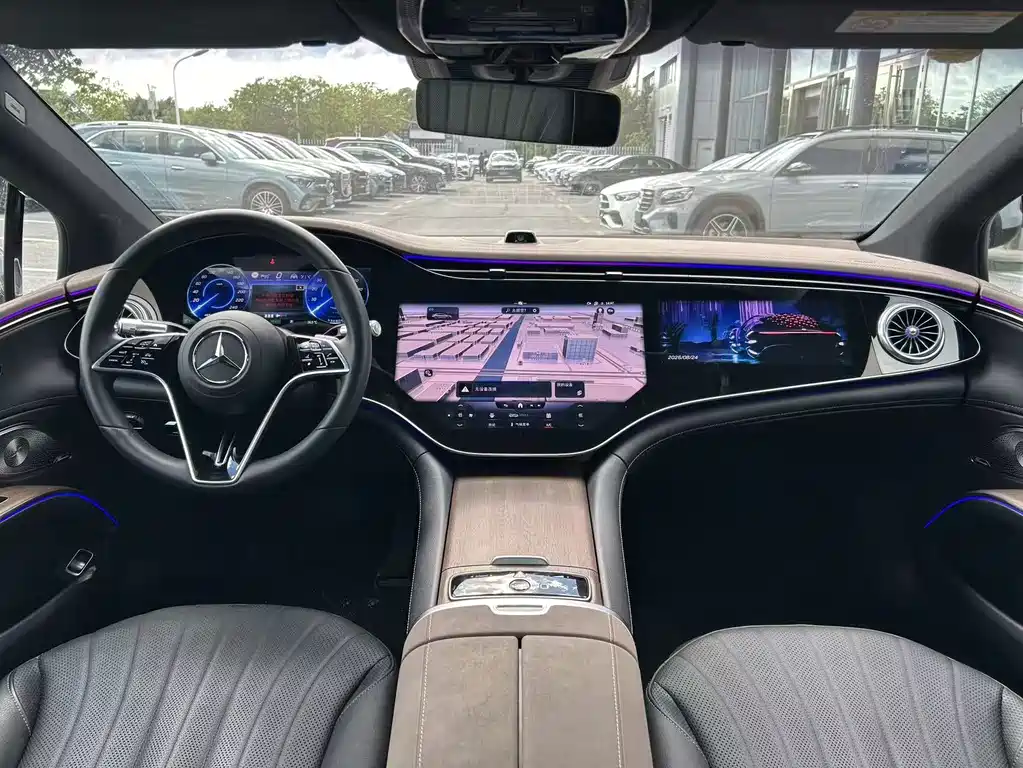 Mercedes-Benz EQS 2025 — фото 16