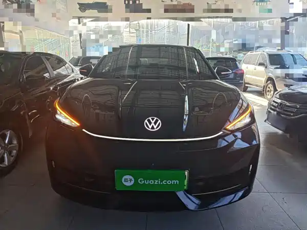Volkswagen Distinctive 06 2025