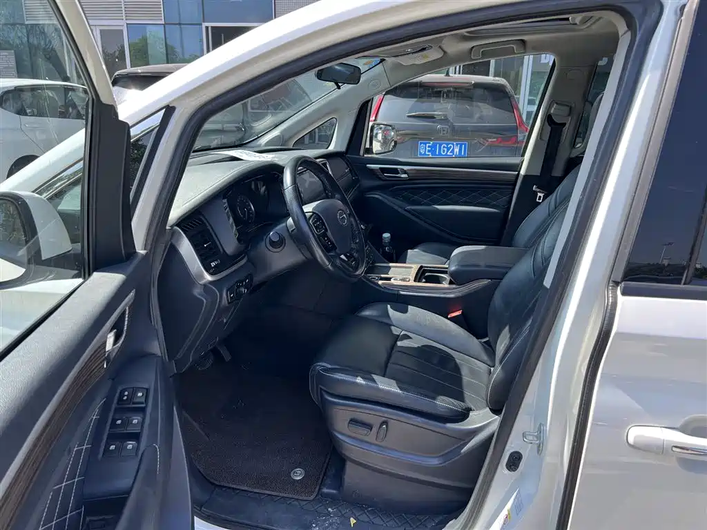 GAC Trumpchi M8 2019 — фото 4