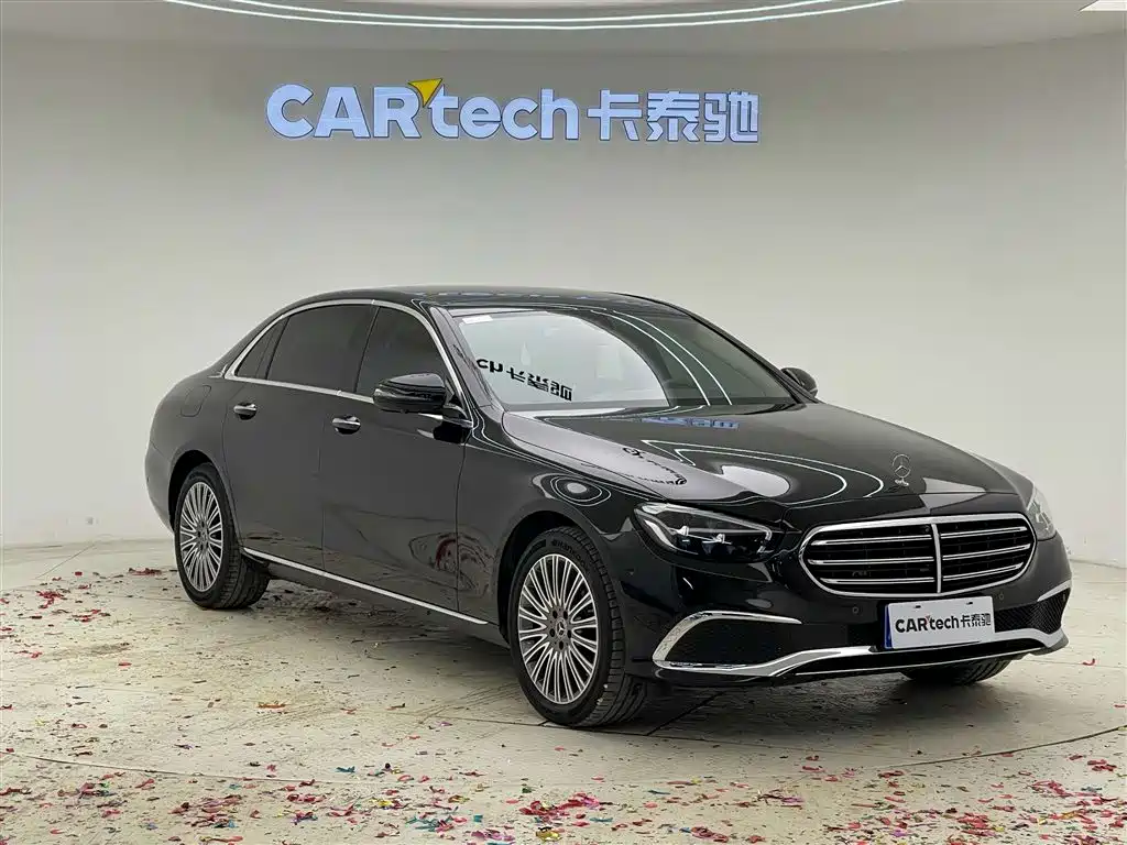 Mercedes-Benz E-Class 2023 — фото 2