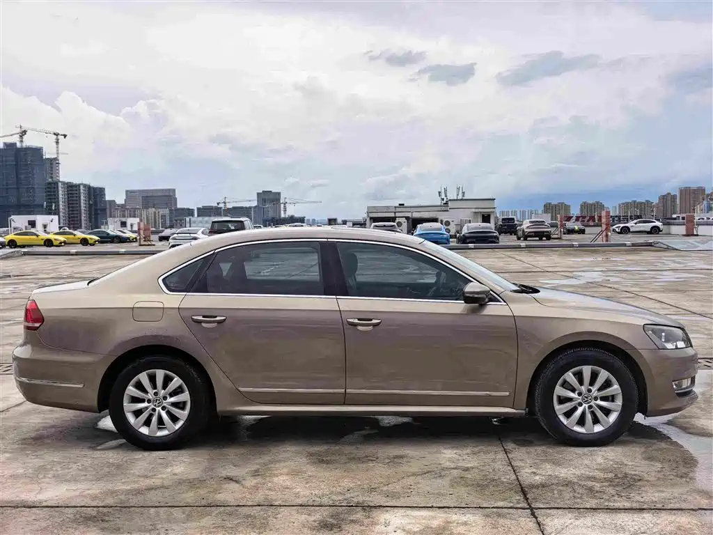 Volkswagen Passat 2014