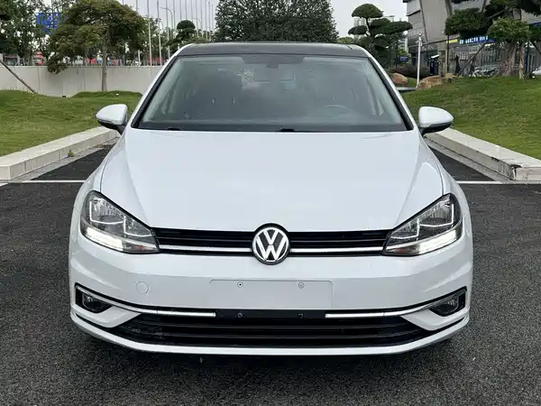Volkswagen Golf 2020