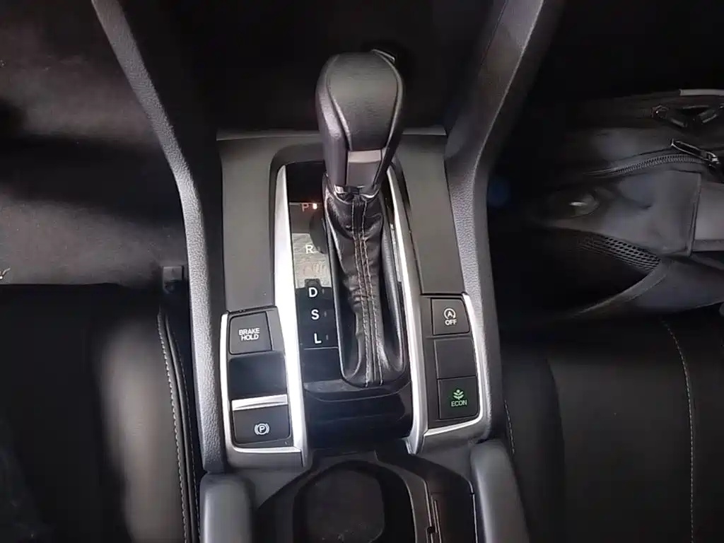 Honda Civic 2021 — фото 14