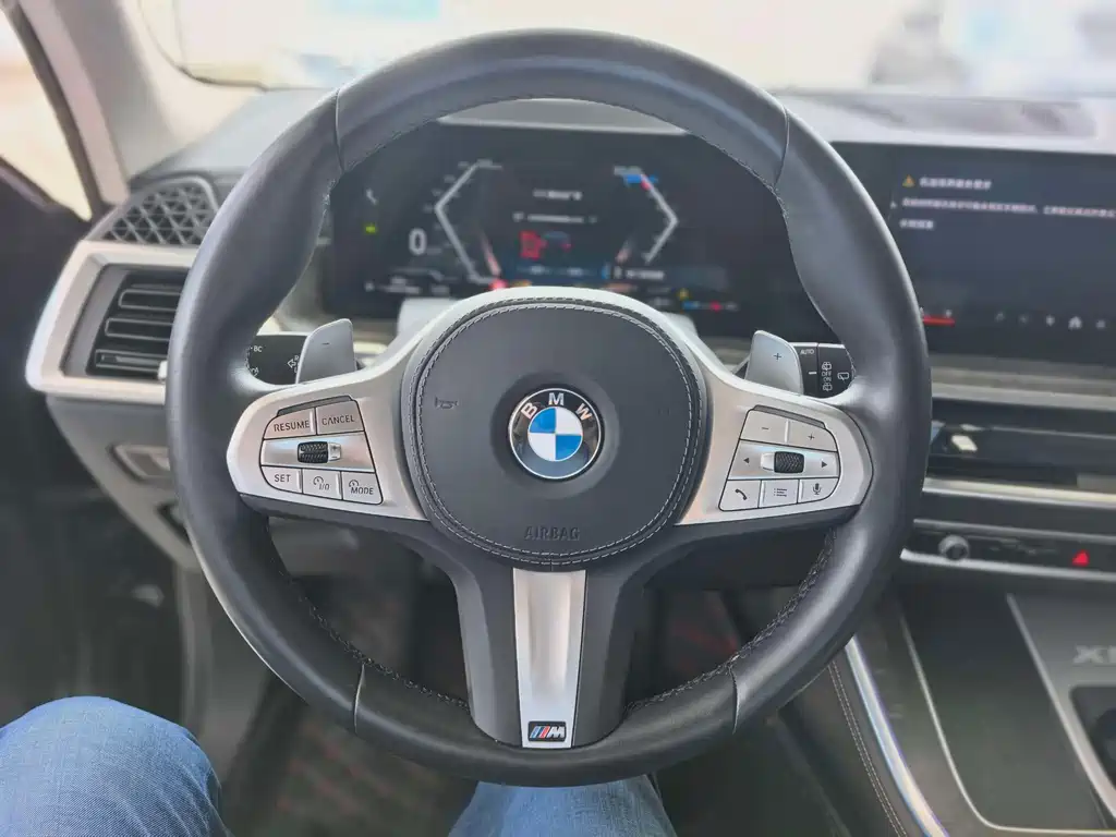 BMW X5 2025 — фото 10