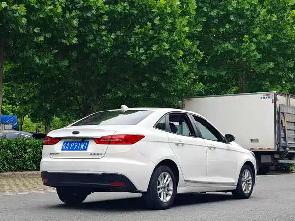 Ford Escort 2019