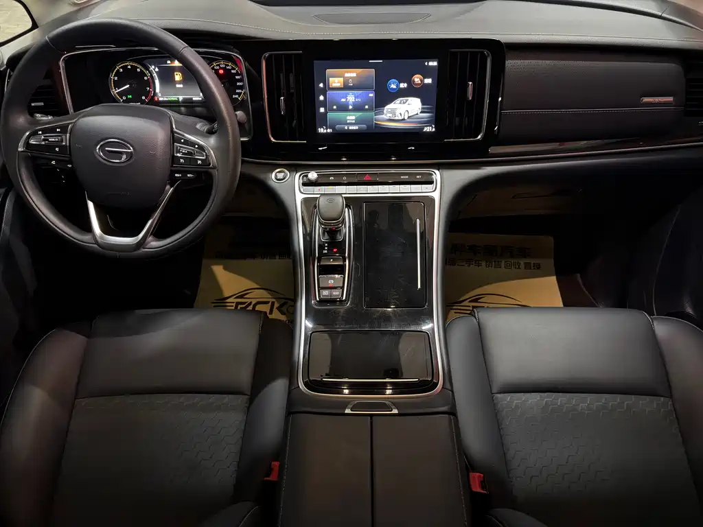 GAC Motor Trumpchi M8 2023 — фото 6
