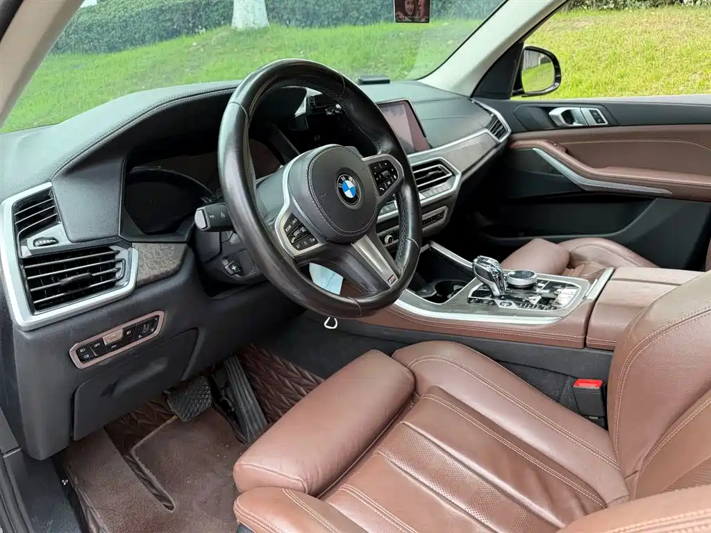 BMW X5 2021