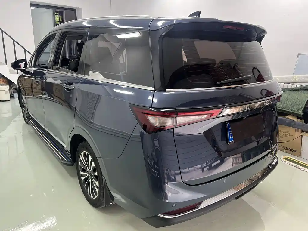Wuling Jiachen 2022