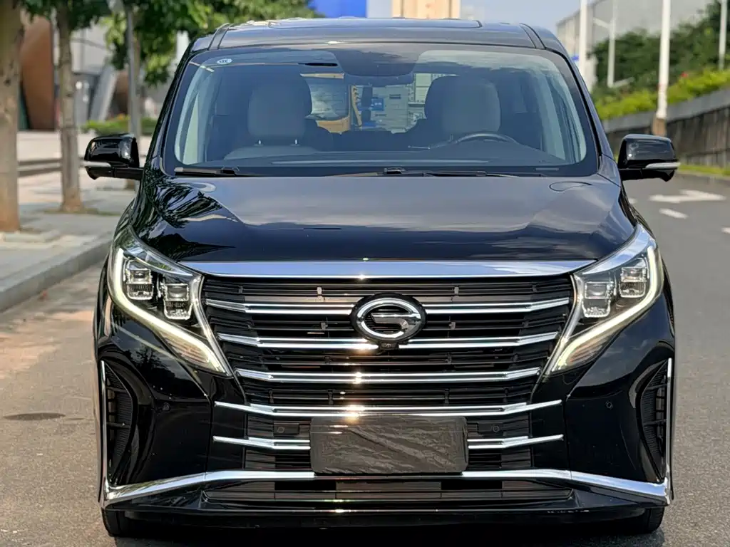 GAC Trumpchi M8 2022 — фото 2