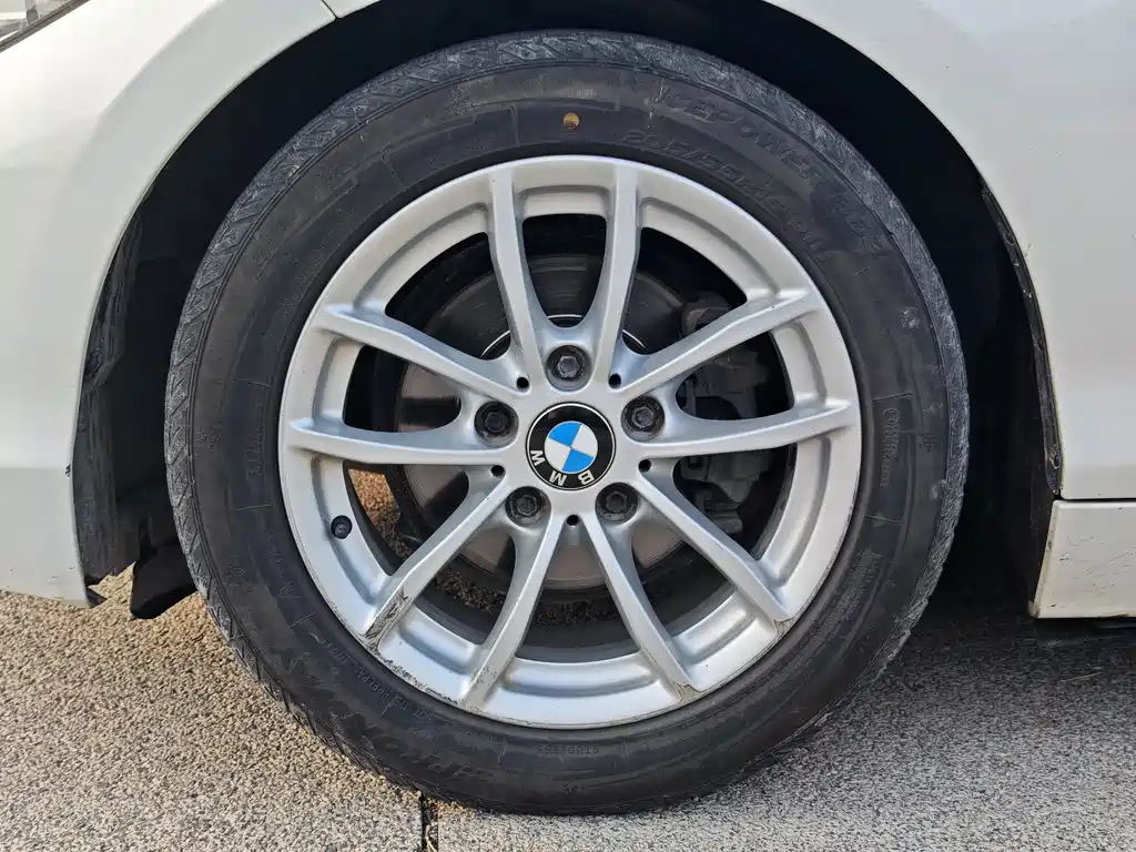 BMW 1 Series 2016 — фото 17