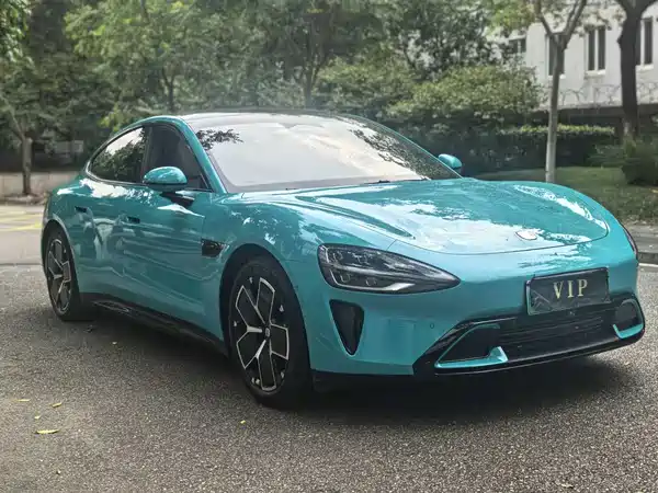 Xiaomi SU7 2025