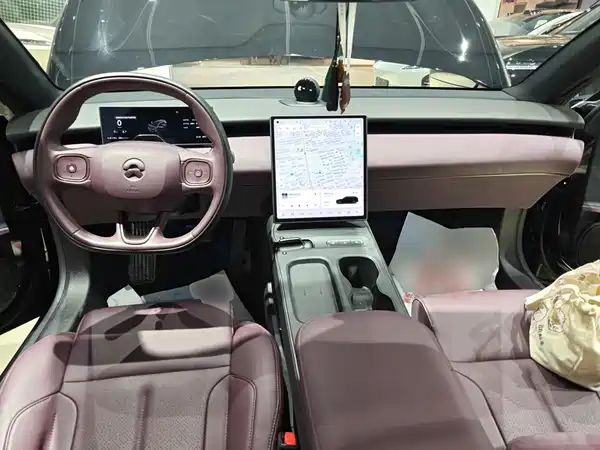 NIO ET5T 2024