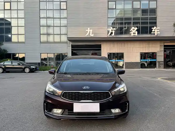 Kia K3 2016