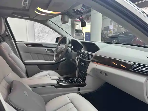 Mercedes-Benz E-Class 2013