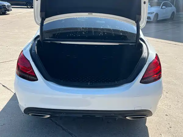 Mercedes-Benz C-Class 2018